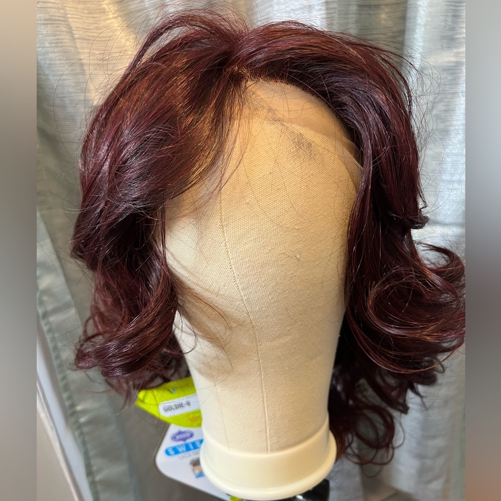 Vivica Fox Goldie-V Lace Front Wig in 99J